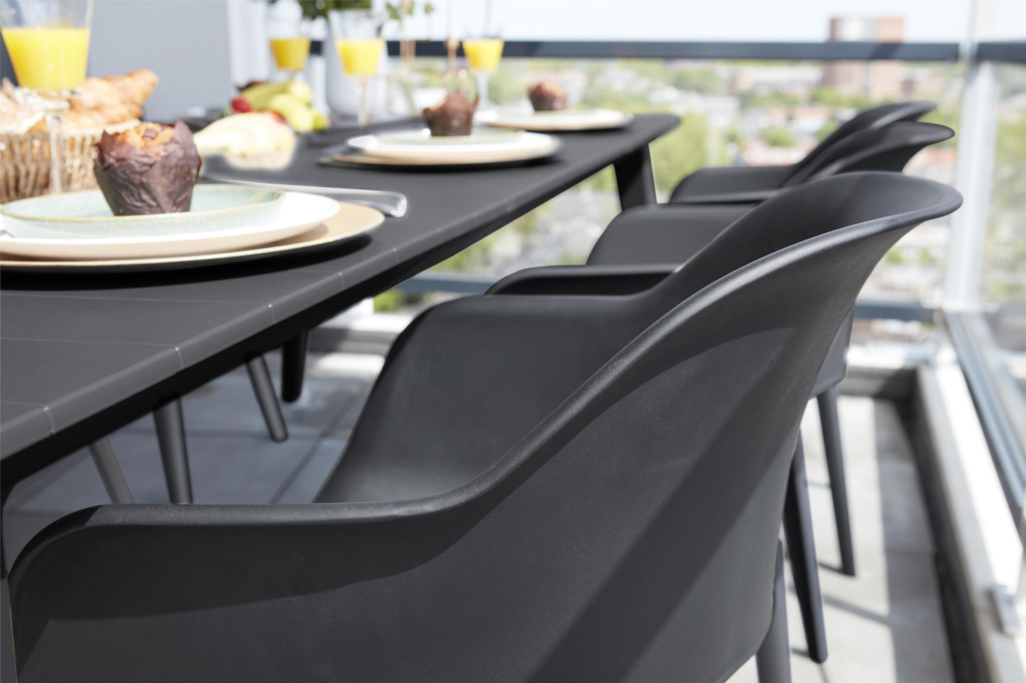 Lima Table with Akola Chairs