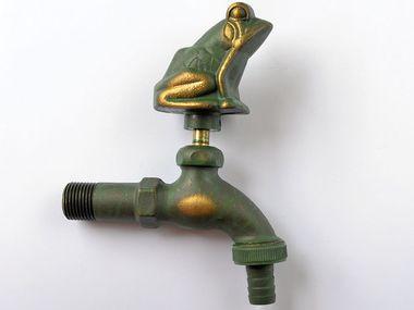 Frog Ornamental Garden Tap - Garden Shop Online UK Online Garden Centre
 - 4