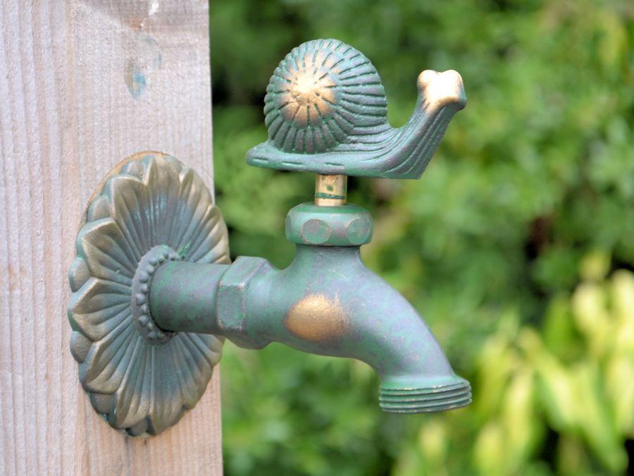 Snail Ornamental Verdigri Garden Tap