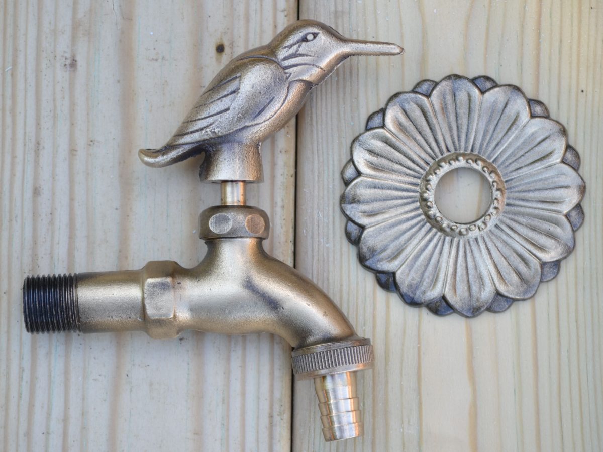 Kingfisher Ornamental Brass Garden Tap
