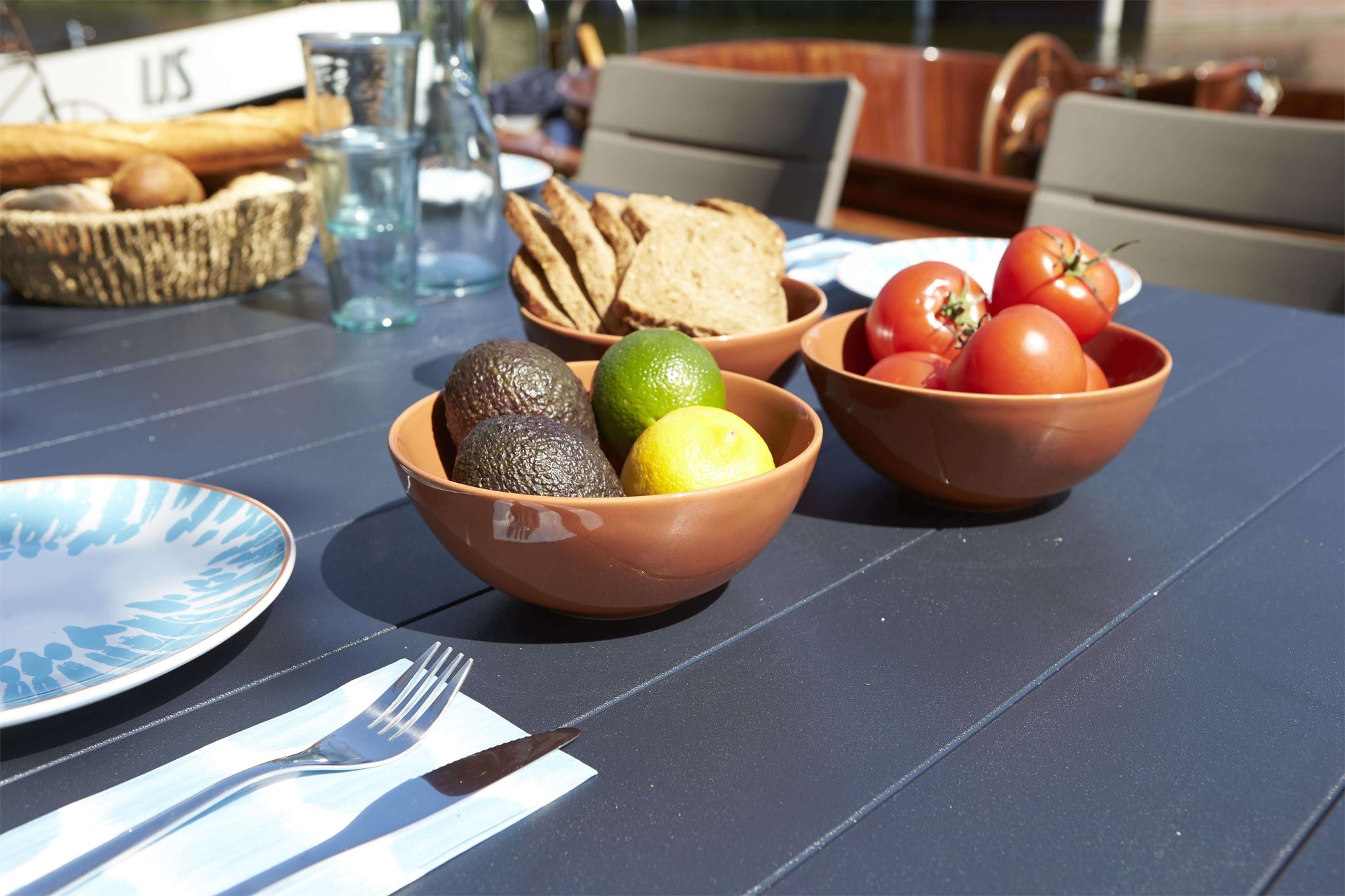 Lima Table with Akola Chairs - Garden Shop Online