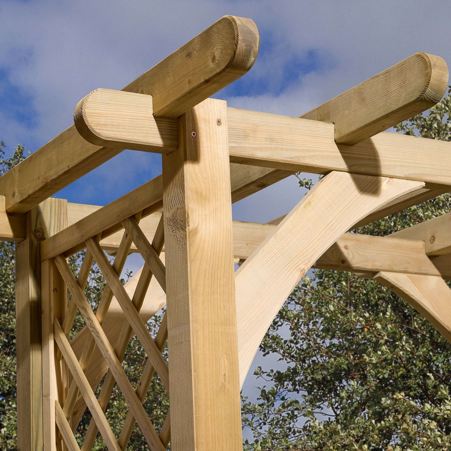 Cheltenham Arch - Garden Shop Online