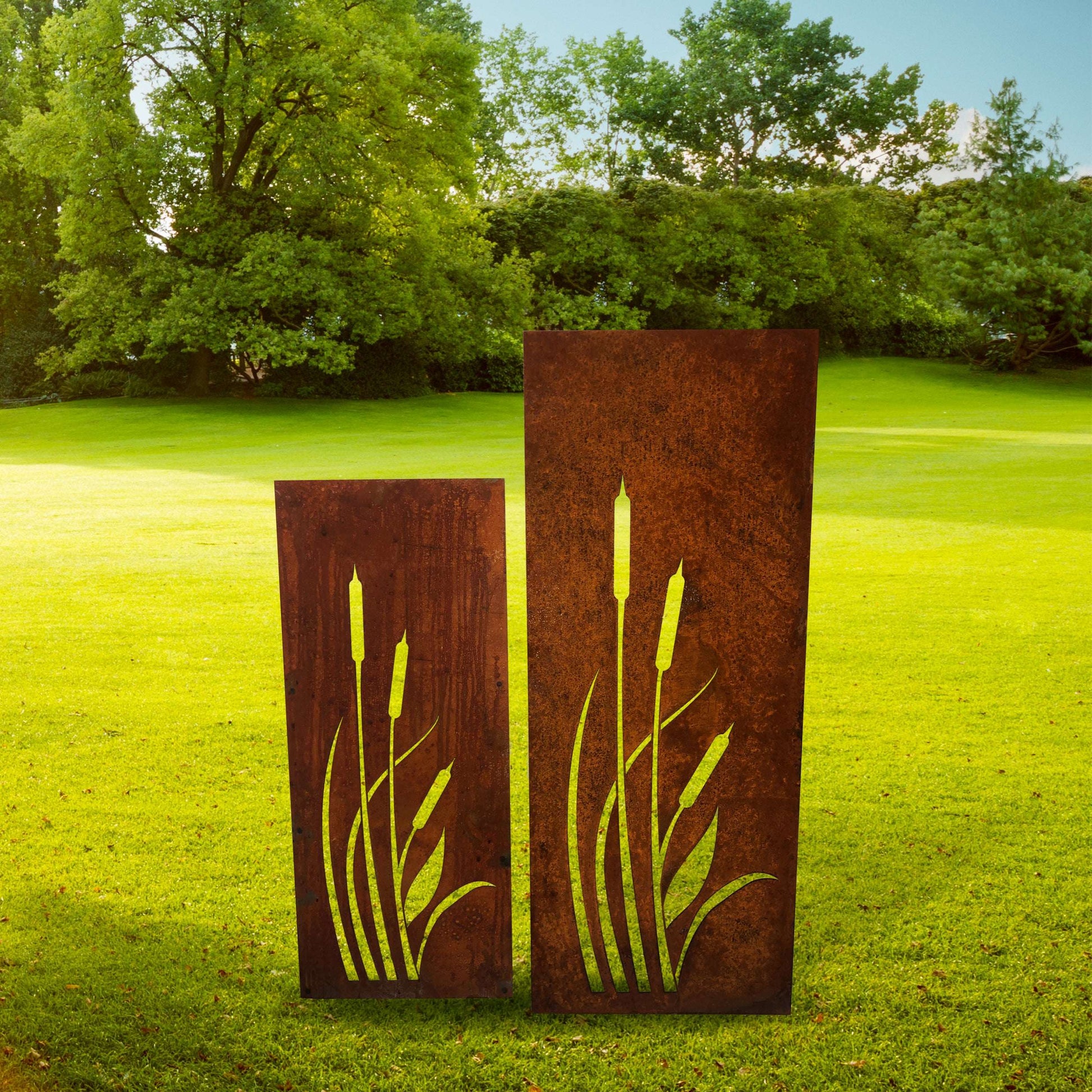 Bullrush Decorative Garden Screen - 2 Sizes - Garden Shop Online