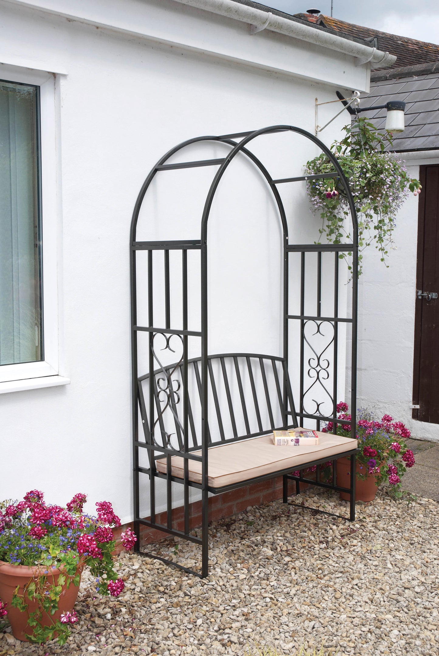 Huntingdon Arch, Bench  & Cushion